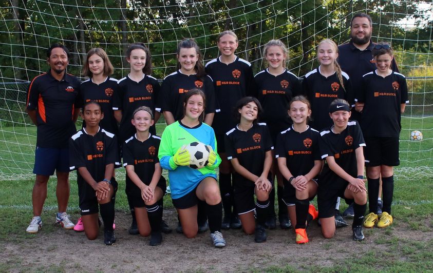 Winslow Travel Soccer U14 Girls team picture